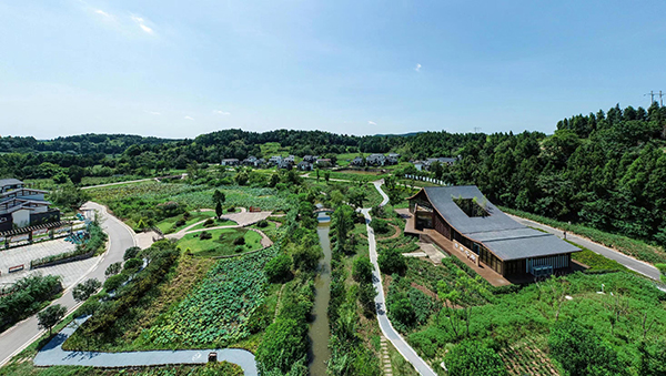 成都简阳建设宜业宜居山水公园城市提升居民幸福感