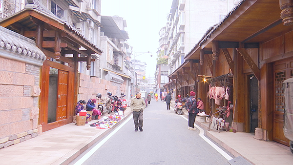 眉山洪雅：提升城市品质 扮靓城市形象_fororder_洪雅街景-供图-洪雅县委宣传部