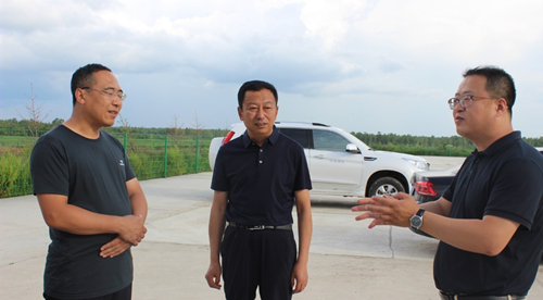 【黑龙江】【供稿】黑河市逊克县长袁强深入宝山乡检查指导脱贫攻坚工作