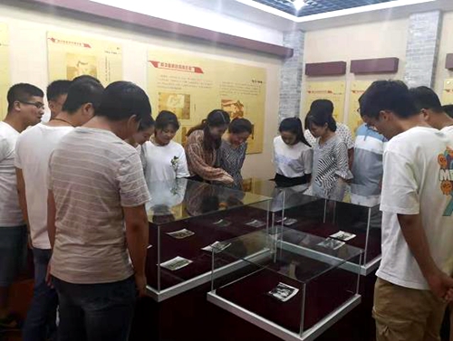 The First People's Hospital of Shangqiu conducted education of new employees on hospital's history