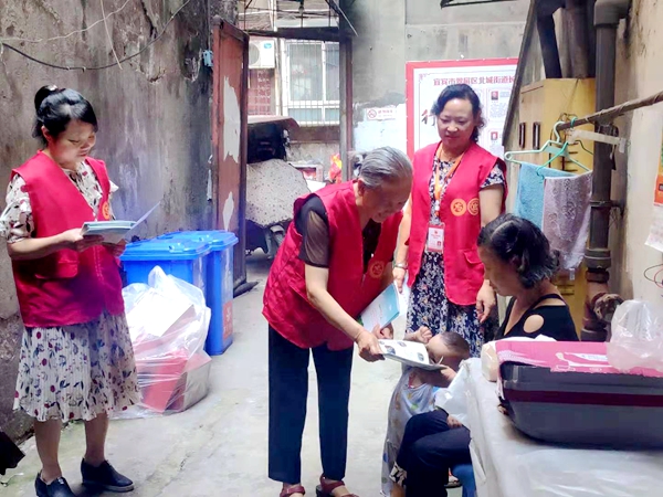 （转载）宜宾翠屏区“最美家庭”江永秀：把自己喜欢的工作做得更好