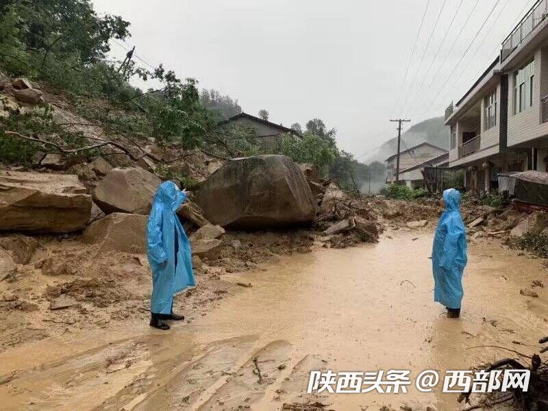 镇巴强降雨致5292人受灾 已造成直接经济损失2666.6万