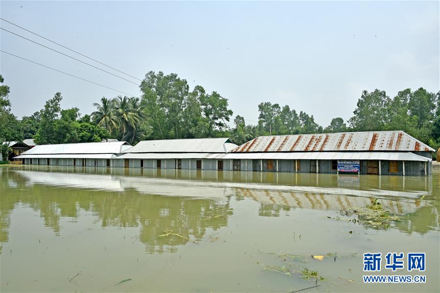 孟加拉国遭洪水侵袭