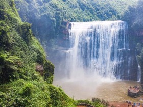 Pesona Air Terjun di Guizhou