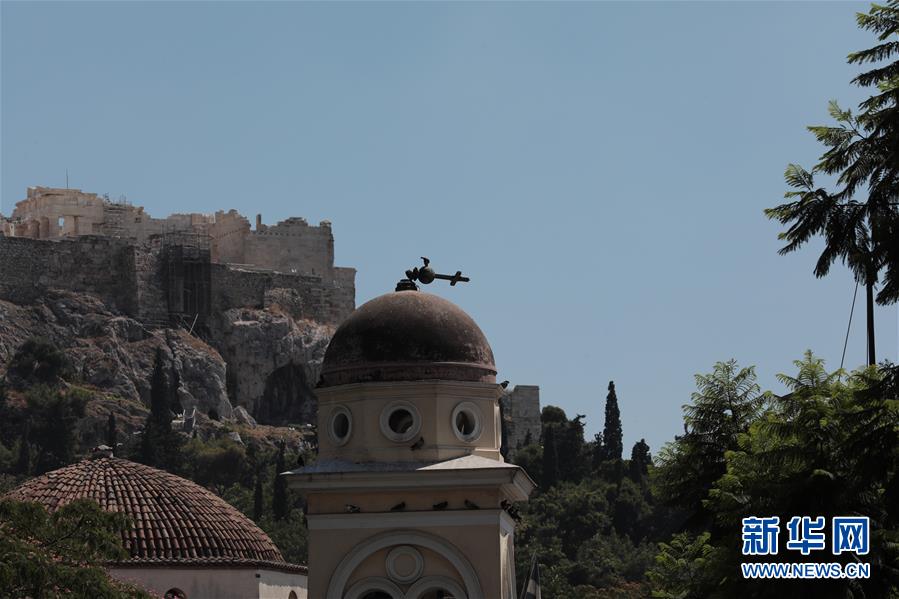 希腊发生5.3级地震(组图)