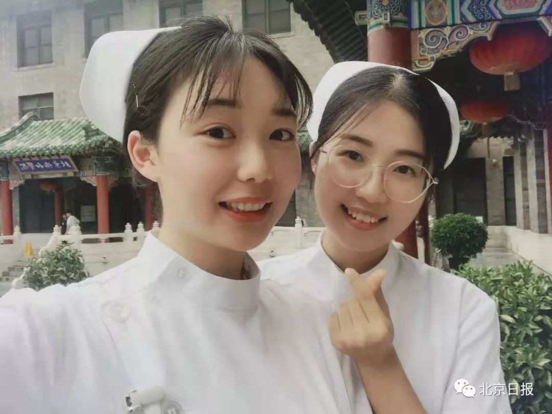 “史上最安全”东单路口，俩95后护士再立功！