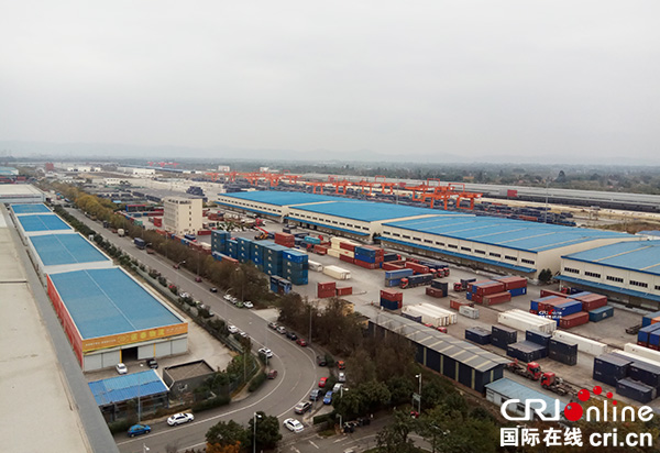 图片默认标题_fororder_成都国际铁路港（摄影-杨建昆）