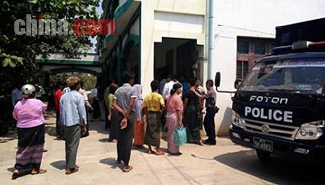 မႏၱေလး တကသ ေက်ာင္းသာေခါင္းေဆာင္ ကုိရဲရင့္ပုိင္မႈးလြတ္ေျမာက္သည့္အထဲမပါ၀င္ေသး