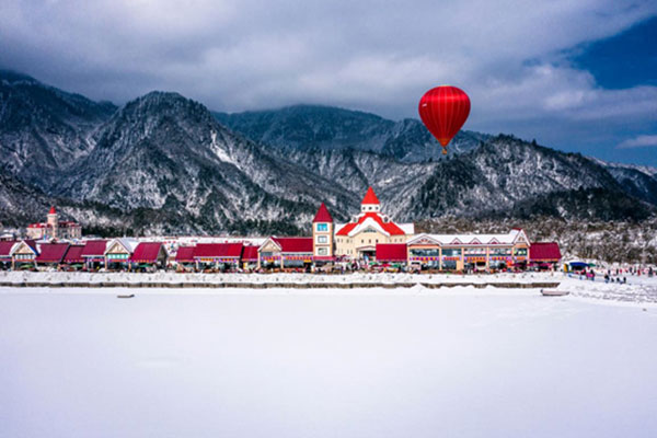 央视冬奥来了聚焦西岭雪山成都冰雪运动活力出圈