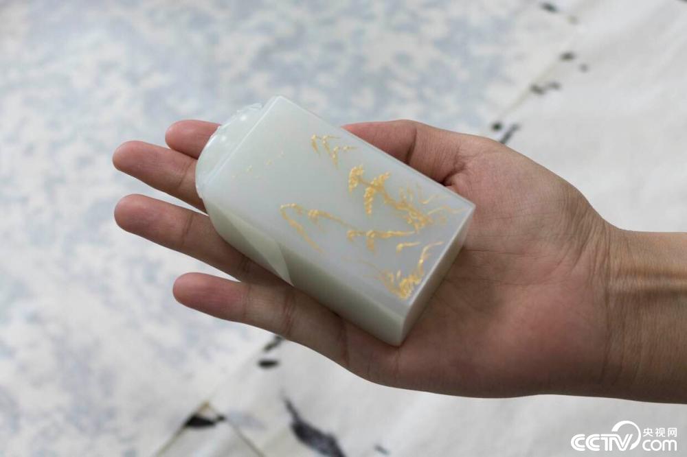 【新时代·幸福美丽新边疆】丝路上的中亚黄金宝石产业园