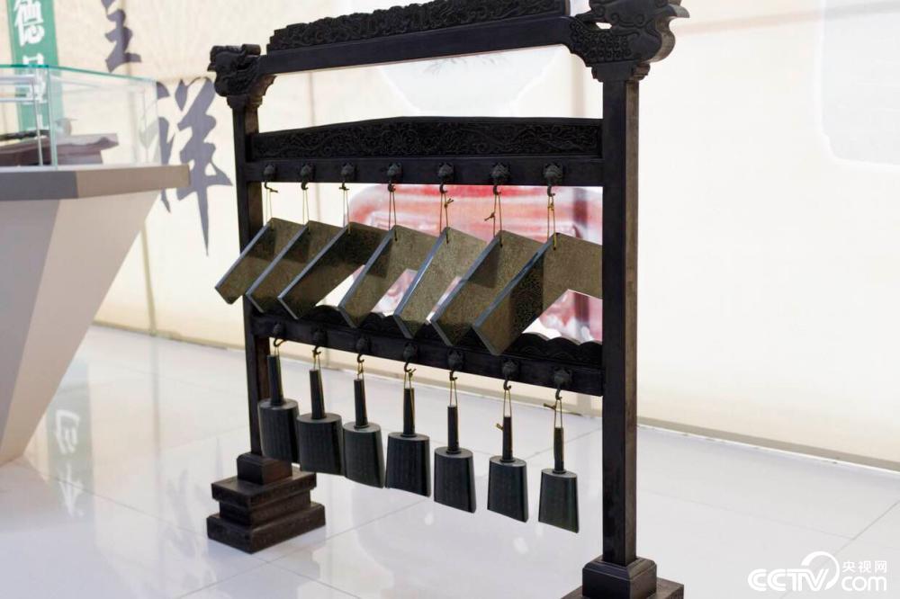 【新时代·幸福美丽新边疆】丝路上的中亚黄金宝石产业园