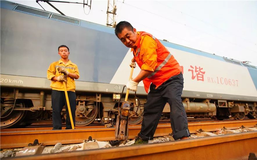 新时代·铁路榜样丨汪伯华：“神奇工长”的超能力