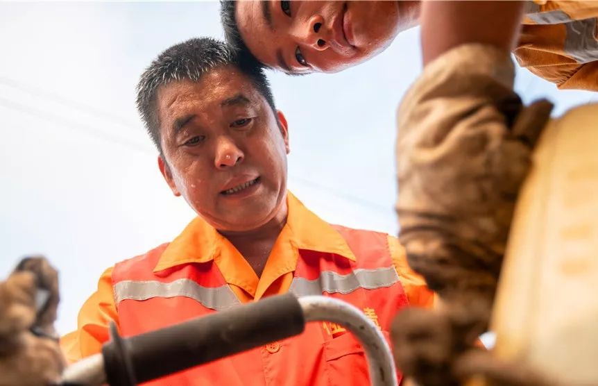 新时代·铁路榜样丨汪伯华：“神奇工长”的超能力