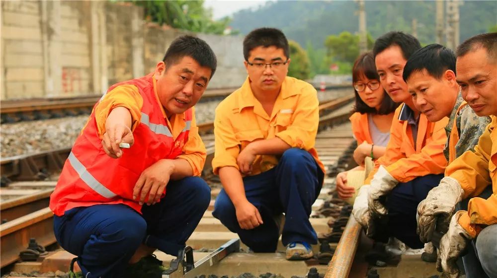 新时代·铁路榜样丨汪伯华：“神奇工长”的超能力