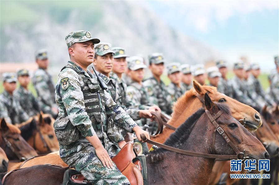 新华时评：不忘初心跟党走 康巴四代铸忠诚