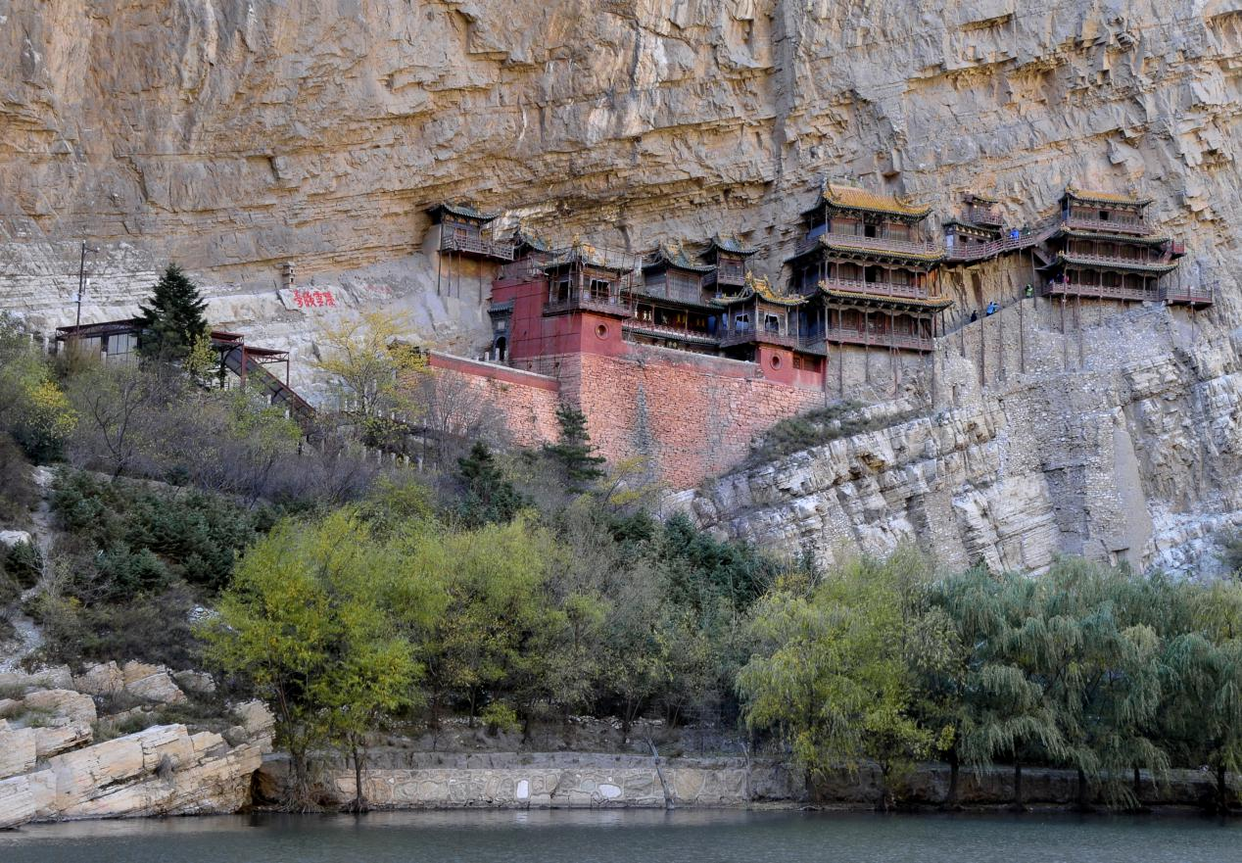 Hanging Temple Listed Among Top 10 Most Dangerous Structures in the World_fororder_xuankongsi2