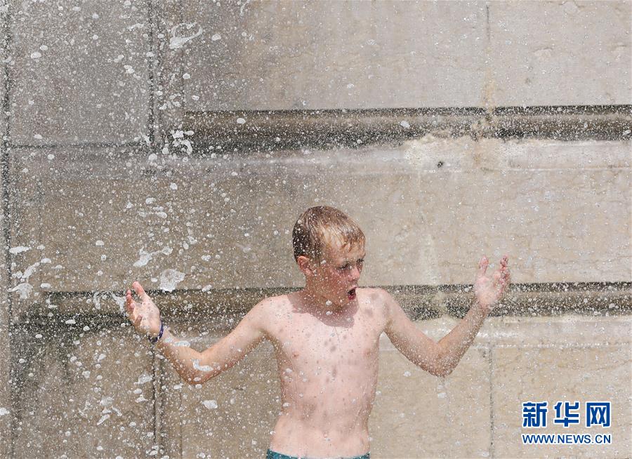 法国又迎高温“烤”验