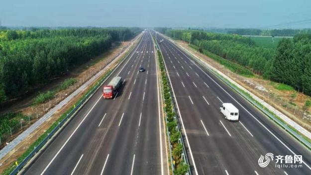 济青高速恢复通车 山东迈入八车道高速公路时代