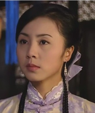 孙莉晒出一对女儿 多多姐妹美貌酷似孙莉