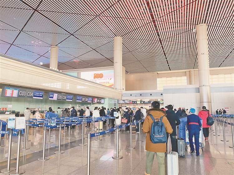 哈尔滨机场运送旅客20万人次