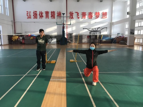 中国首次涉冰雪运动的体育技术援助项目正式启动