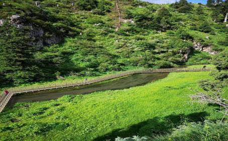高原温泉极致体验,若尔盖"河它·花湖温泉谷"盛大开业