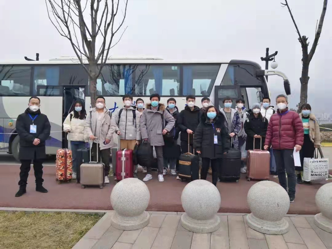 (转载)西北工业大学暖心护送学子安全有序离校