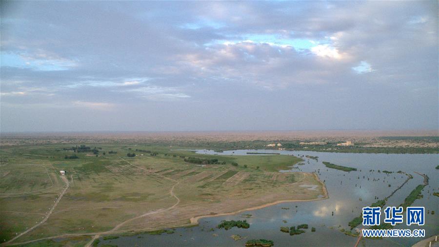 库布其沙漠开出生态文明之花 库布其沙漠开出生态文明之花