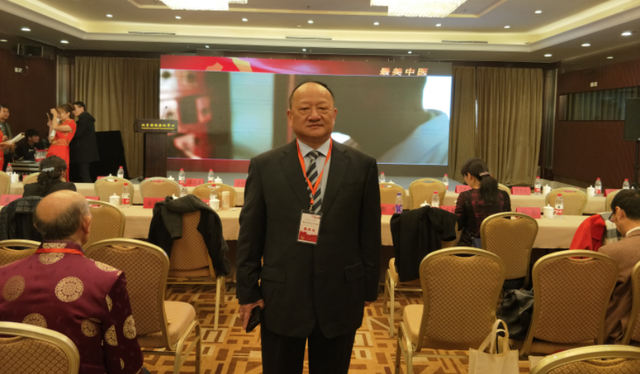 周祖山：大爱铸就“全国最美中医”