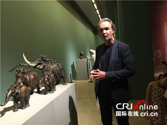 “西多罗夫、安德烈艺术展”在中国美术馆举办 庆祝中俄建交70周