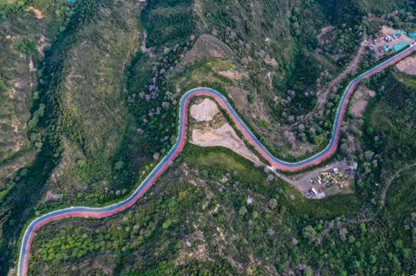 图片默认标题_fororder_彩虹公路 (3)_副本