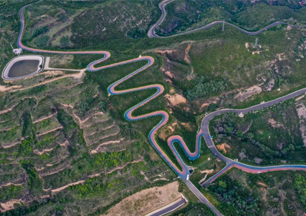 图片默认标题_fororder_彩虹公路 (2)_副本