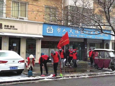 南阳市卧龙区红色物业助力打造城市基层党建新格局