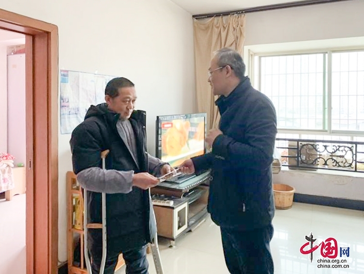 (转载)自贡自流井:共驻共建有力量 节前慰问暖人心