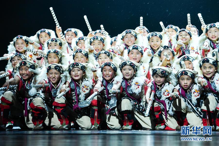 第十届全国少儿舞蹈展演在广州举行