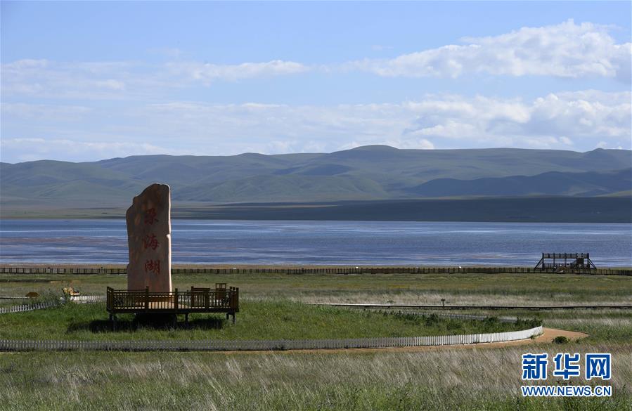 甘肃尕海湖水域面积持续扩大