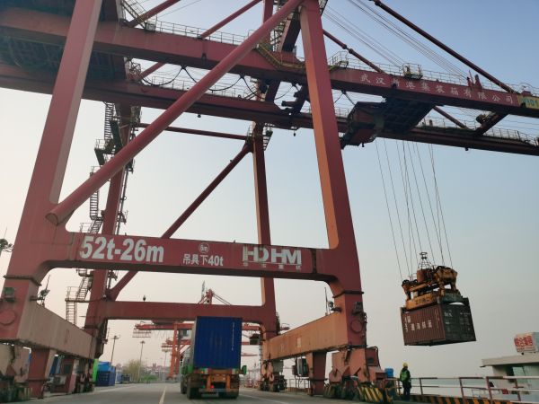 【暂不签】6月份武汉港集装箱吞吐量创历史同期新高