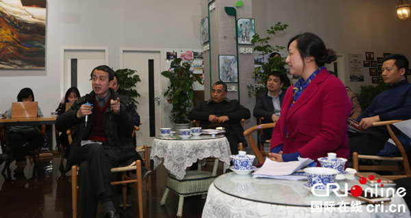 图片默认标题_fororder_座谈会现场（成都市委宣传部-供图）3