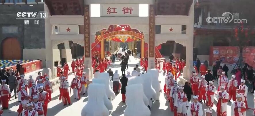 【春节假期看消费】惠民生促消费 新春大礼包带动消费市场稳定复苏