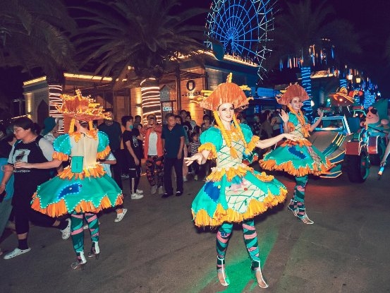 新年开端即王炸!三亚海昌不夜城新春畅玩嗨翻天! 新年开端即王炸!三亚海昌不夜城新春畅玩嗨翻天!