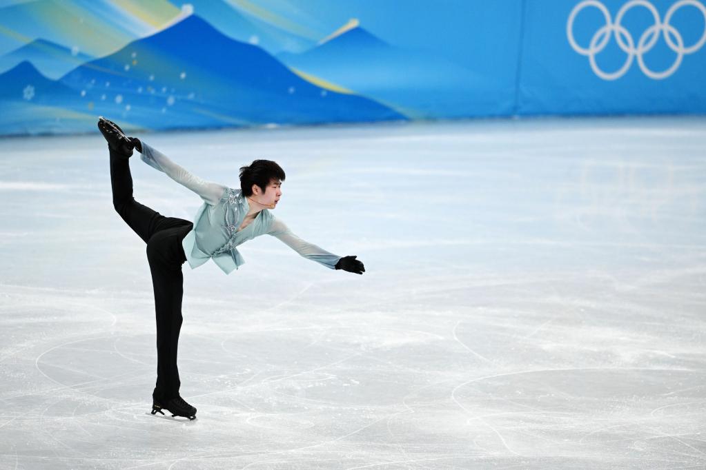 羽生结弦跳空开场四周 金博洋短节目第11晋级冬奥会花滑男单自由滑