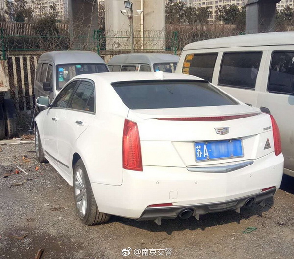 南京“飙车”事件：三人被刑拘&#160;互不认识&#160;临时起意