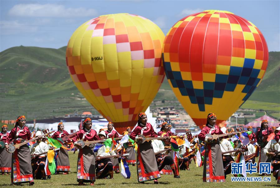 “一会一节”活动在甘肃甘南开幕(组图)