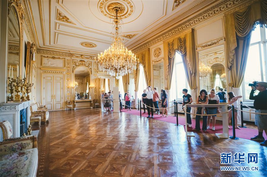 比利时王宫迎来暑期开放季(组图)