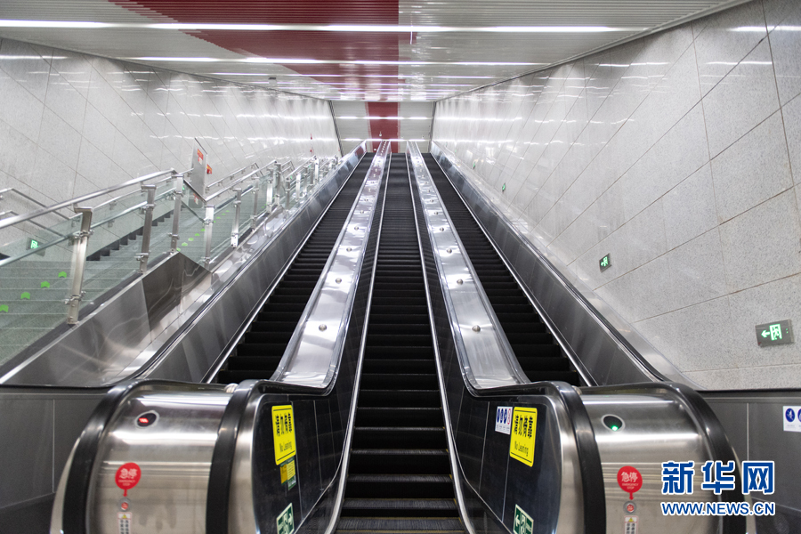 【城市远洋】体验扶梯速降感受红色文化 这个轨道车站有深度又有内涵