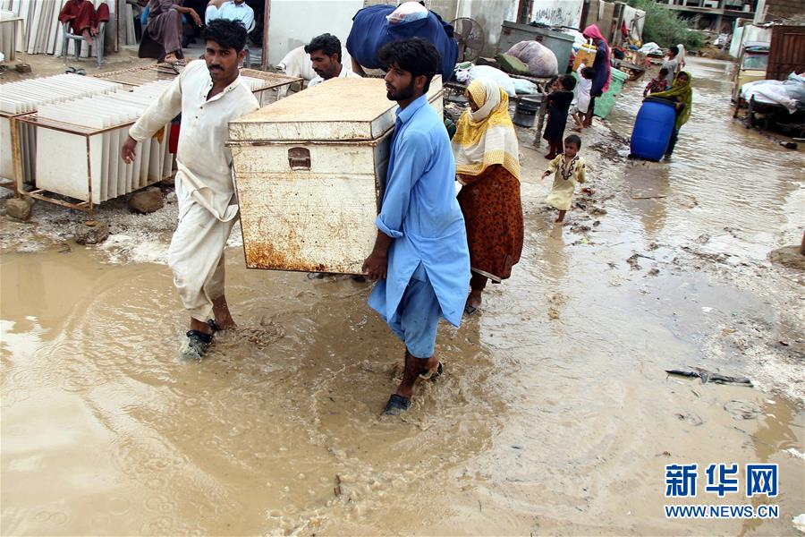 巴基斯坦洪水泛滥(组图)