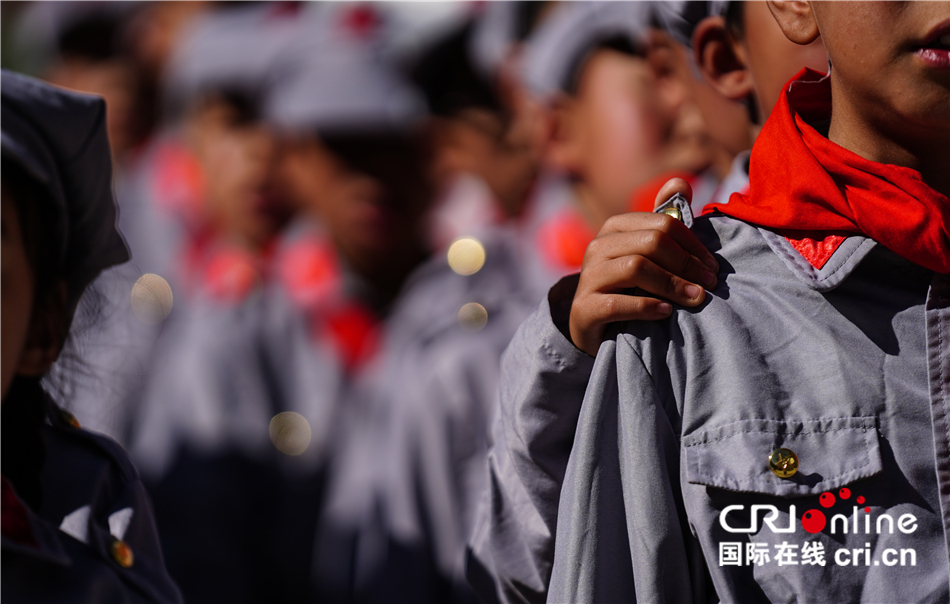 【不忘初心 记者再走长征路】雪山童谣忆长征