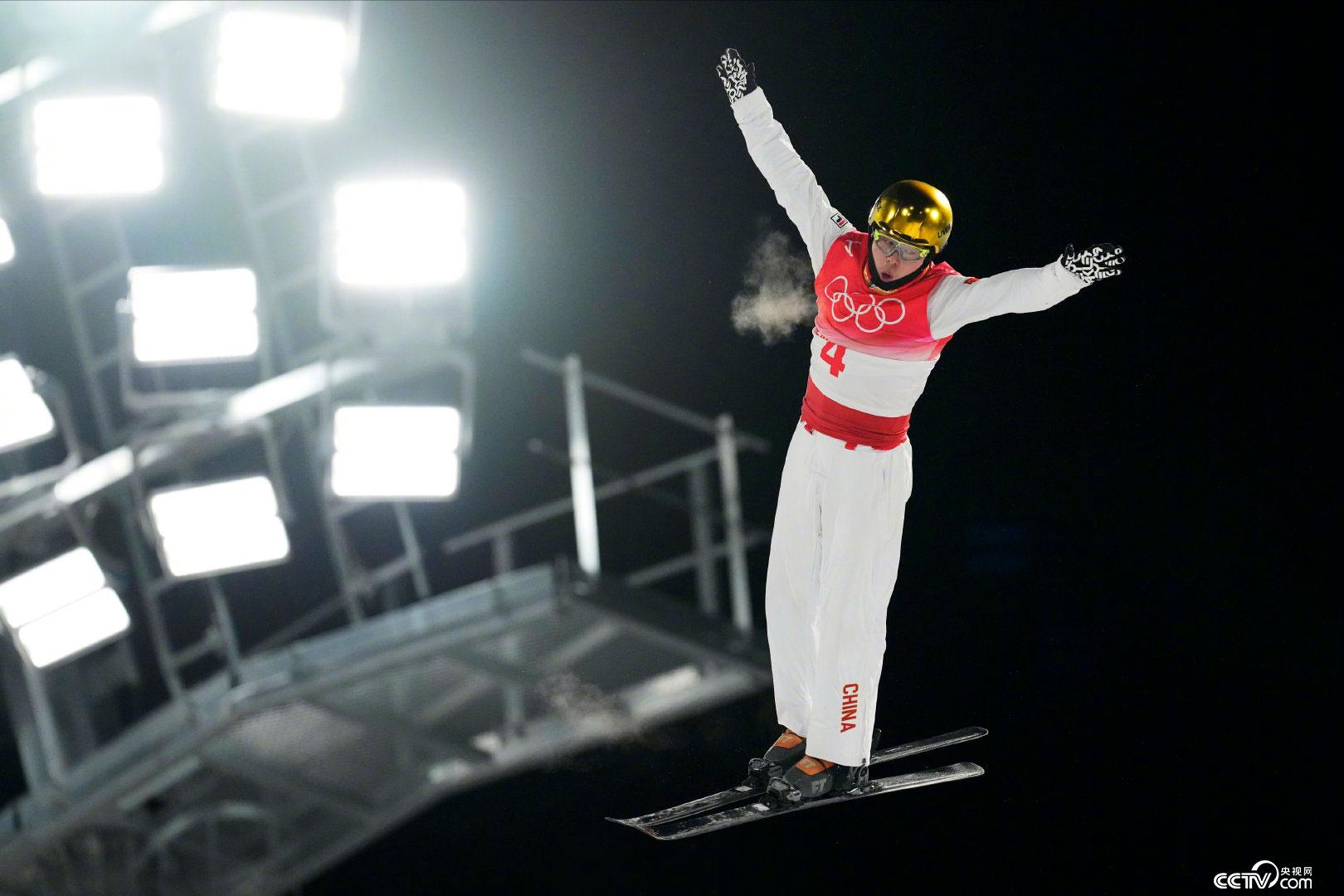 金牌都抱五块了,还分不清他们滑的啥?