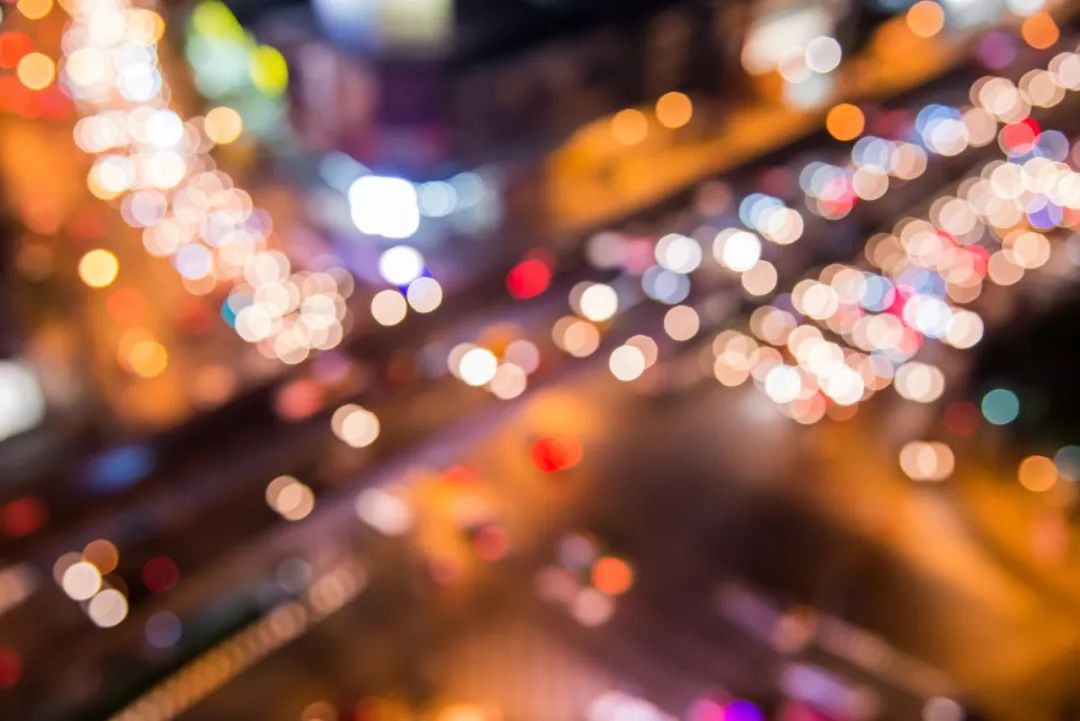 睡什么睡，起来嗨！中国“夜经济”，真热！