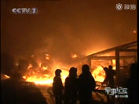 《烈火英雄》原型上热搜，更震撼更催泪！